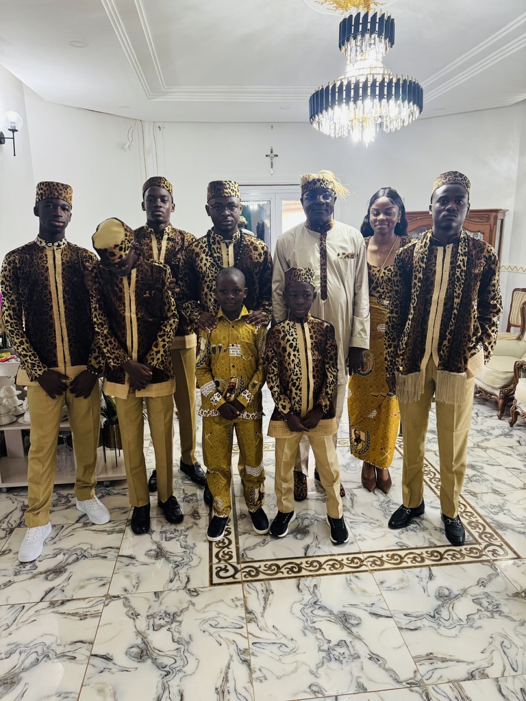 Princes et Princesses du Royaume Bulu de Bengbis