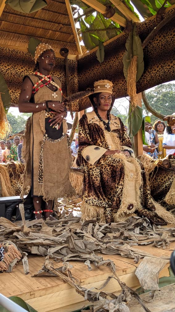 La Reine Mère du Royaume Bulu de Bengbis